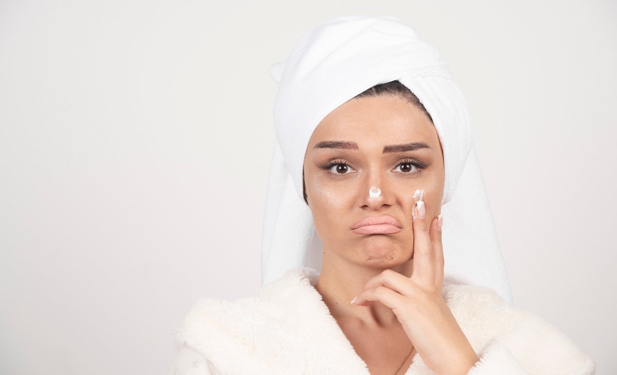 Best Ingredients for Oily and Acne-Prone Skin in the Monsoon